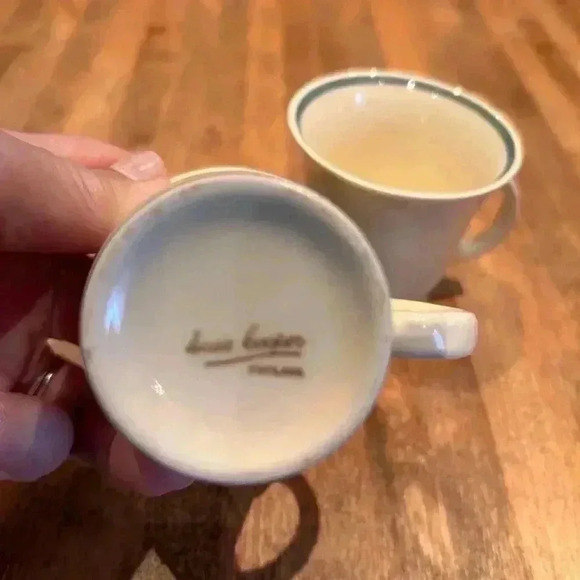 1930’s Vintage Susie Cooper Coffee/Tea Pot, Creamer  and Cups in Cream and Green - Picture 11 of 12